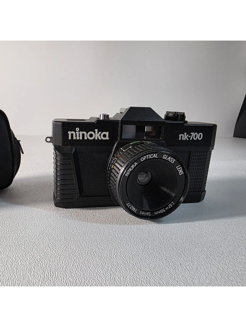 Vintage Ninoka NK-700 35mm Point & Shoot Camera w/ 50mm Lens , With Case